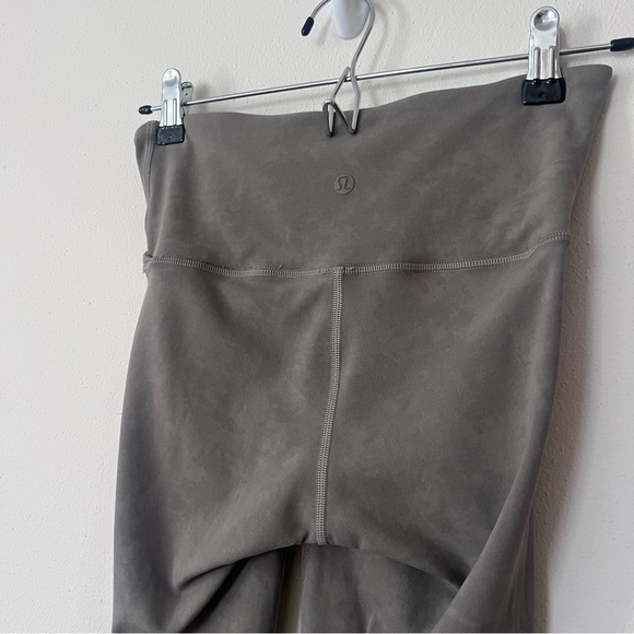 Lululemon wunder train crisscross waist legging - Picture 5 of 7